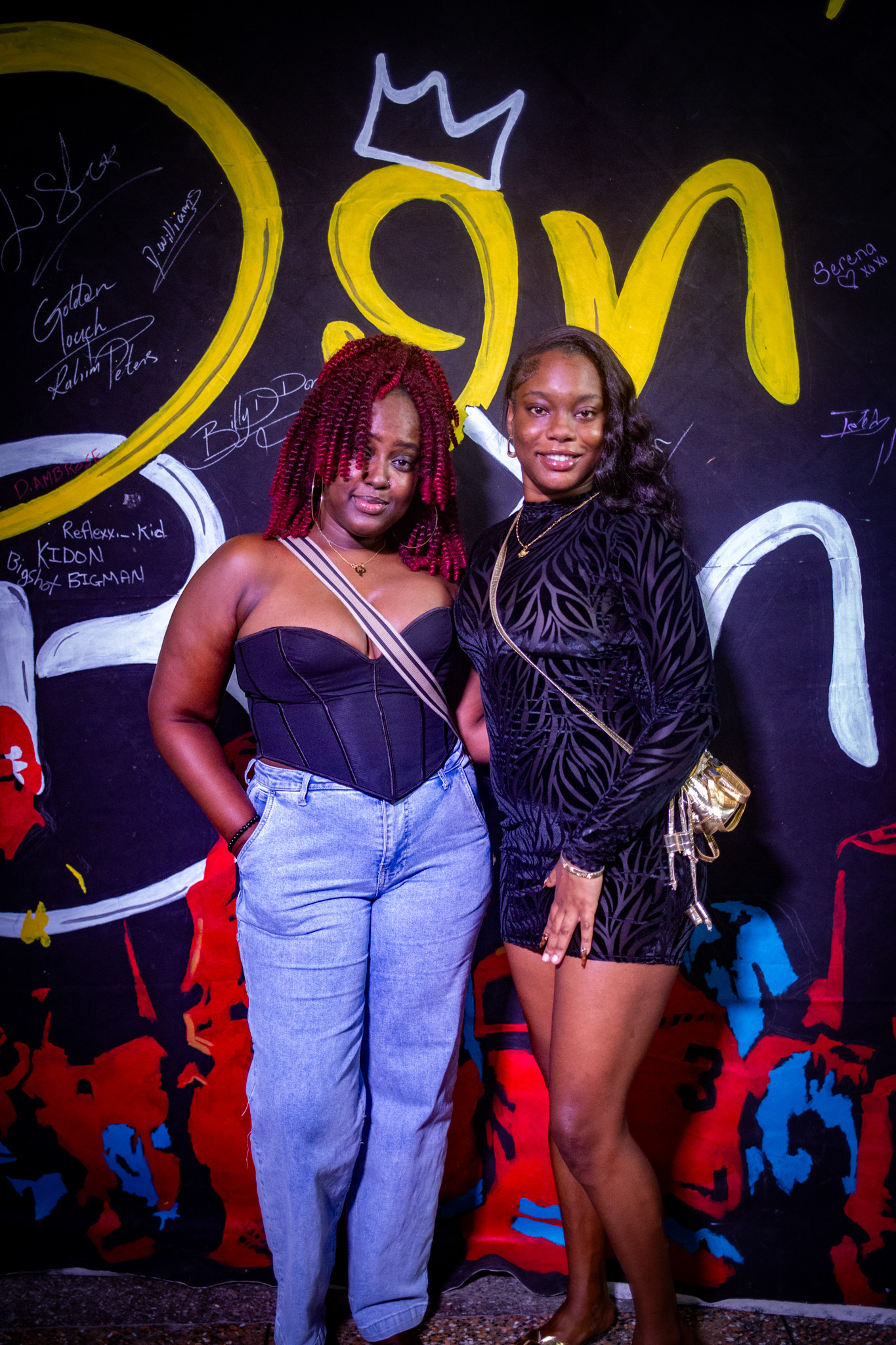 065A8548